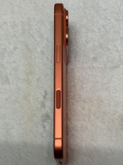 iPhone 17 Pro 256 GB Cosmic Orange รูปที่ 4