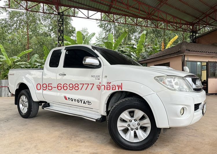 Toyota Hilux Vigo 2010 2.5 E Prerunner VN Turbo Pickup ดีเซล ไม่ติดแก๊ส เกียร์ธรรมดา ขาว รูปที่ 2