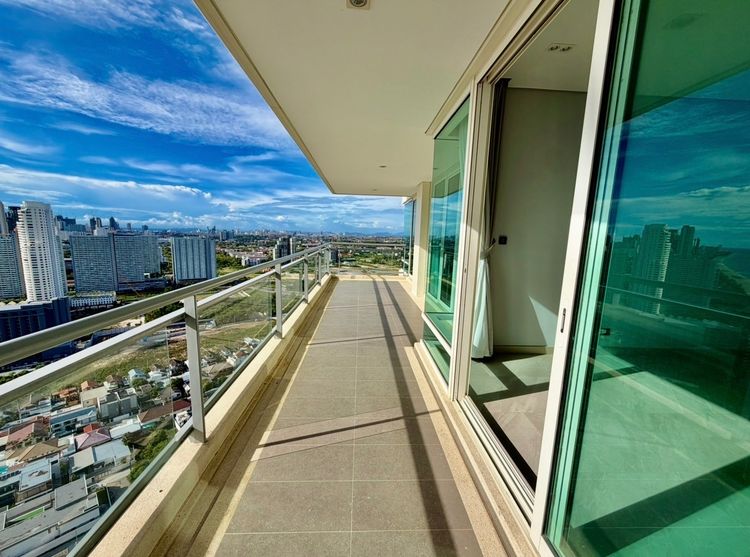 Major Development เลี้ยงสัตว์ได้ ไม่มี 2015 Coner Unit Discount Sale Luxury Seaview Next to Marriott Hotel รูปที่ 3