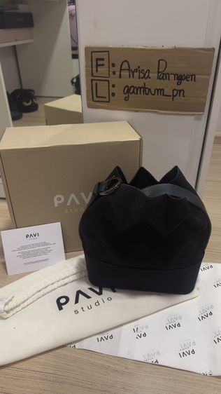 กระเป๋าPavi Studio - W buckle กระเป๋าผ้าอัดพลีทลาย W สายหนังแท้ (มือ2) รูปที่ 12