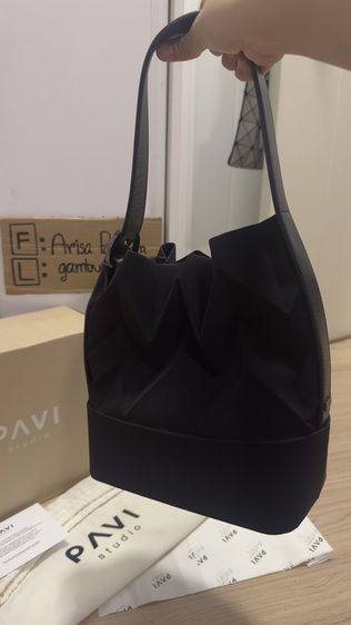 กระเป๋าPavi Studio - W buckle กระเป๋าผ้าอัดพลีทลาย W สายหนังแท้ (มือ2) รูปที่ 5