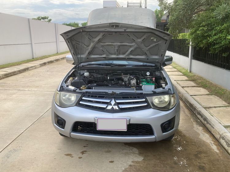 Mitsubishi Triton 2011 2.4 CNG Pickup เบนซิน NGV เกียร์ธรรมดา บรอนซ์เงิน