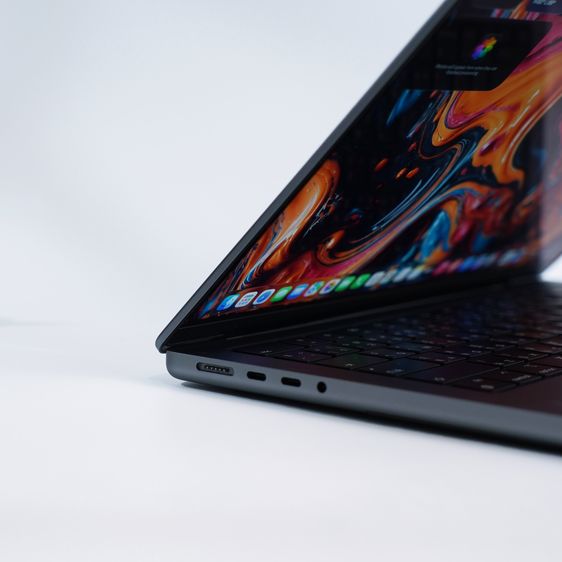MacBook Pro 14” 2023 M3  16GB 512GB SSD Space Gray 🔥 Special Price 31,900.- บาท รูปที่ 6