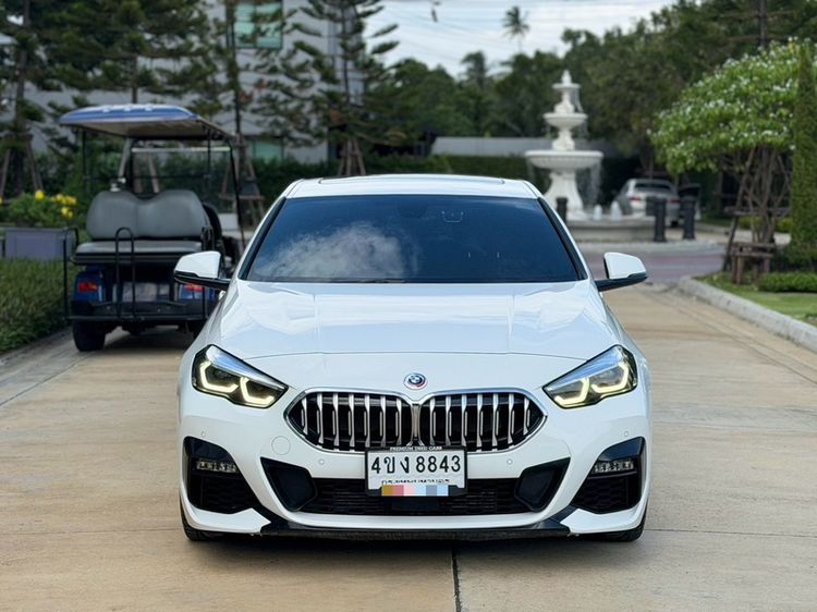 รถ BMW Series 2 220i สี ขาว