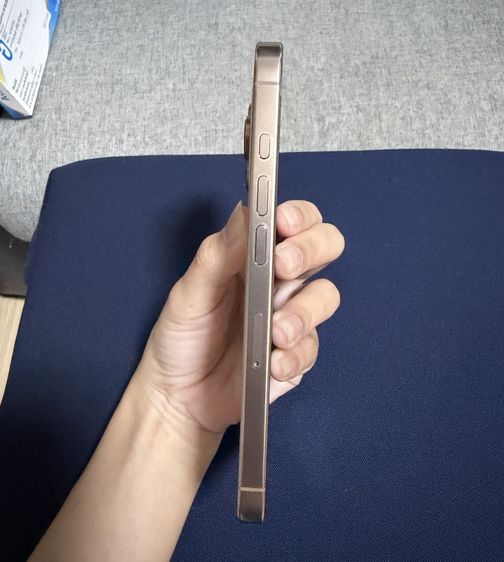 iPhone 16 pro-Desert Titanium รูปที่ 7
