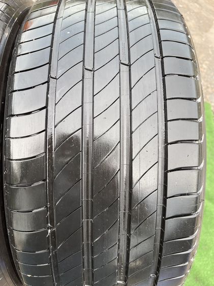 ยาง Michelin Primacy 4  225 50 17 ปี 25 ชุด 5900 บาทคะ   ไร้ปะ ไร้ตำหนิ รูปที่ 4