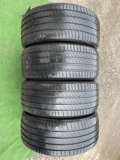 ยาง Michelin Primacy 4  225 50 17 ปี 25 ชุด 5900 บาทคะ   ไร้ปะ ไร้ตำหนิ