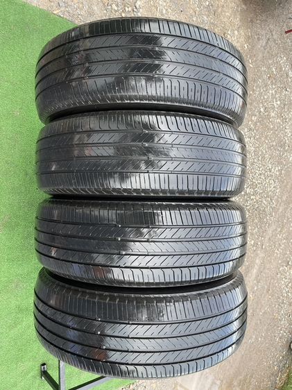 ยาง Bridgestone ecopia HL001225 60 18 ปี 25 ชุดละ 5500 บาทคะ  ไร้ตำหนิ ไม่ปะ