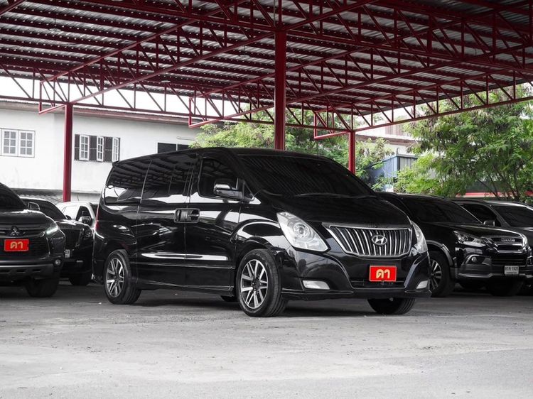 Hyundai H-1  2016 2.5 Elite Utility-car ดีเซล ไม่ติดแก๊ส เกียร์อัตโนมัติ ดำ