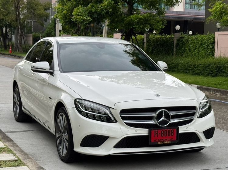 Mercedes-Benz C-Class 2020 C300 Sedan ปลั๊กอินไฮบริด (PHEV) ไม่ติดแก๊ส เกียร์อัตโนมัติ ขาว รูปที่ 3