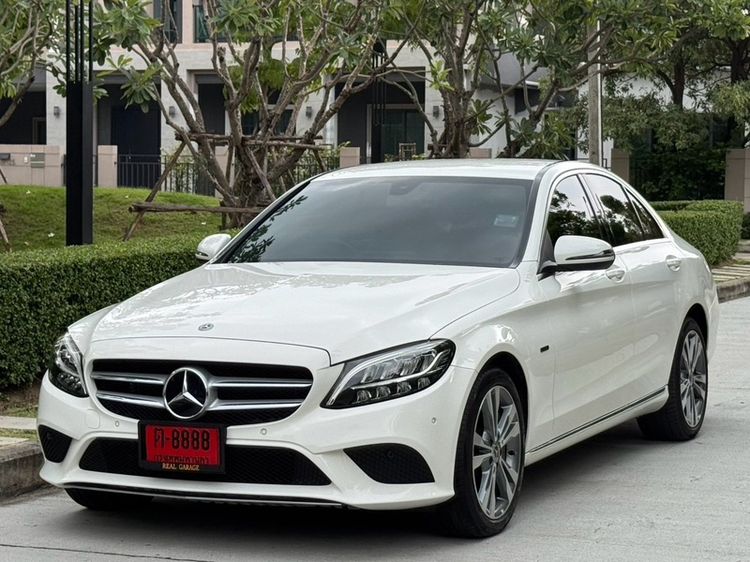 รถ Mercedes-Benz C-Class C300 สี ขาว