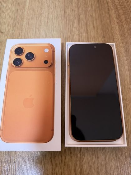 iPhone 17 pro 256gb สี cosmic orange