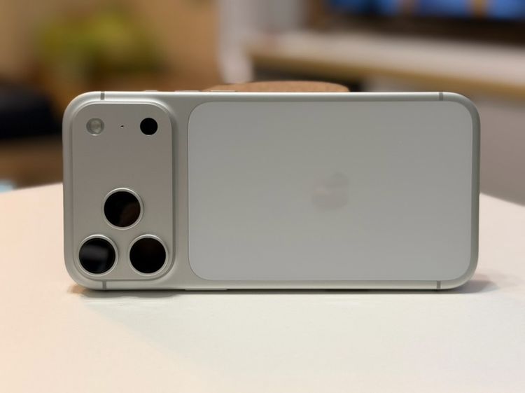 iPhone 17 promax