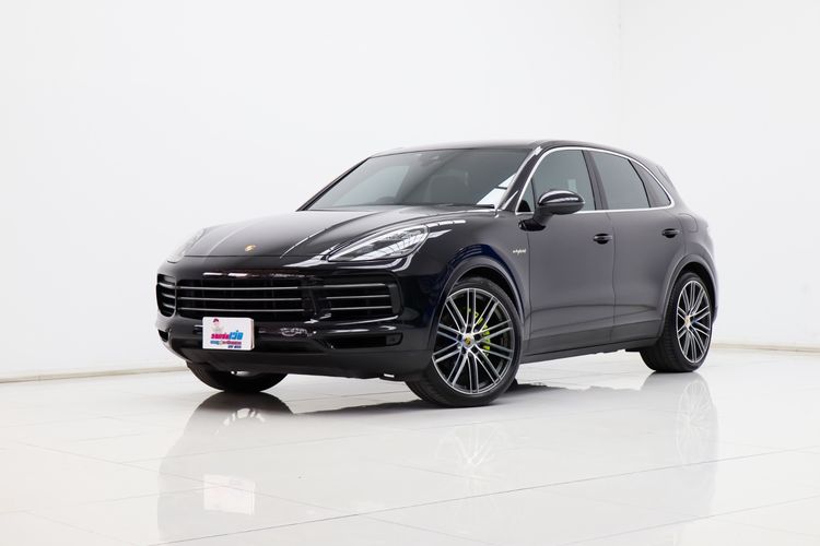 รถ Porsche Cayenne 3.0 S E-Hybrid 4WD สี ดำ