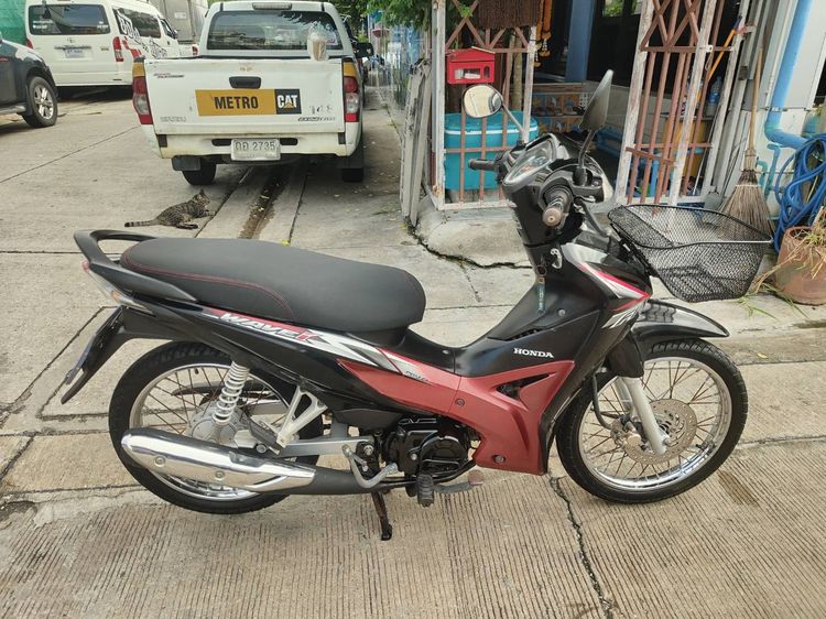 🛵ยังไงก็ขาย WAVE 110i ปี 61 เครื่องดี สีสวย สตาร์ทเท้า  รถบ้านพร้อมใช้งาน เปลี่ยนน้ำมันเครื่องฟรี ส่งฟรี 30 กม. รูปที่ 3