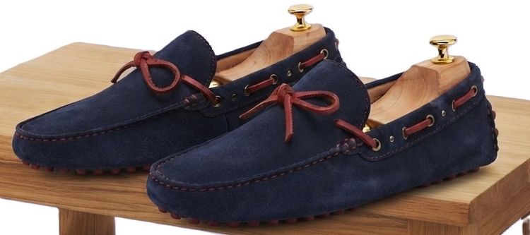 TOD’S Mocassino Gommino Laccetto Gommino) Driving Shoes