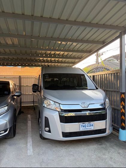 Toyota Commuter 2026 2.8 Van ดีเซล ไม่ติดแก๊ส เกียร์อัตโนมัติ เงิน