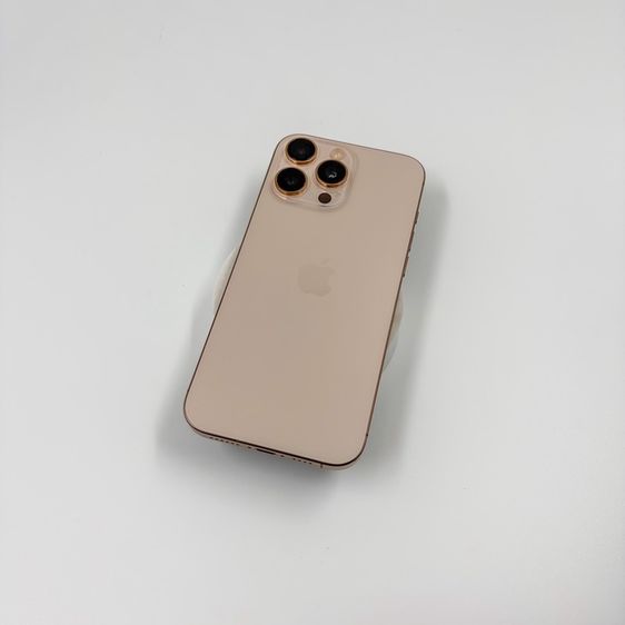 256 GB iPhone 16 Pro Max 256GB สี Dessert Titanium เครื่องศูนย์ไทย เครื่องมีรอยตามการใช้งาน จอมีขนแมวติดฟิล์มสวย สุขภาพแบต 82% ใช้งานปกติ
