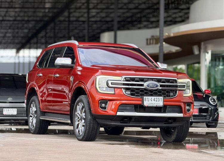 รถ Ford Everest 2.0 Bi-Turbo Titanium+ 4WD สี ส้ม