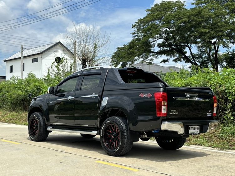 Isuzu D-MAX 2016 3.0 V-Cross Z Prestige 4WD Pickup ดีเซล เกียร์ธรรมดา ดำ
