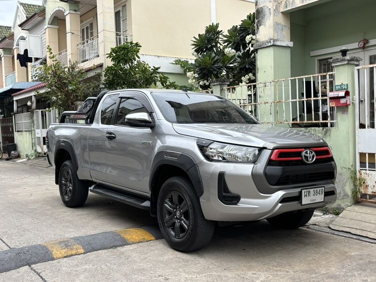 TOYOTA REVO 2.4 AT ENTRY มือเดียวป้ายแดง