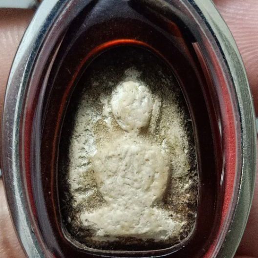 พระพิมพ์สม่ธิ วัดพลับ เลี่ยมพลาสติกเปิดหน้าเปิดหลังมาเก่าเลยครับ ราคา 1,500- โทร 0955405225 หรือทักกลับมาได้เลยครับถ้าพร้อมปิด