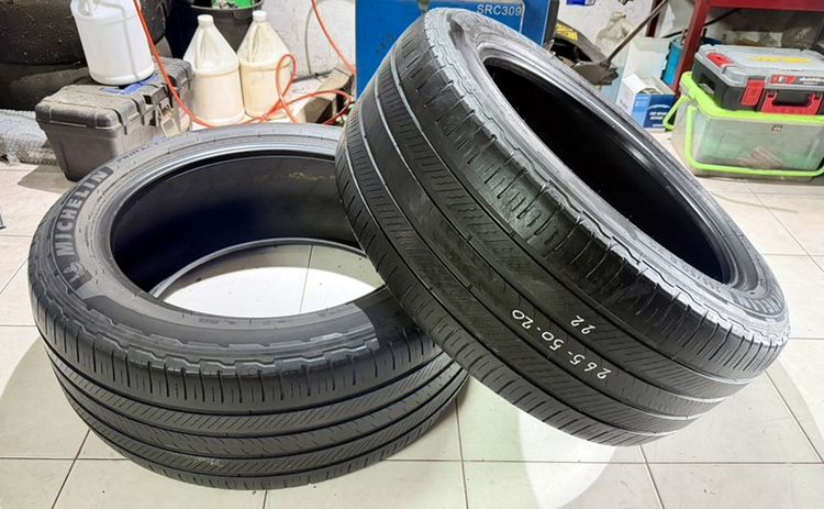 MICHELIN 265 50 20 2 เส้น ปลายปี22