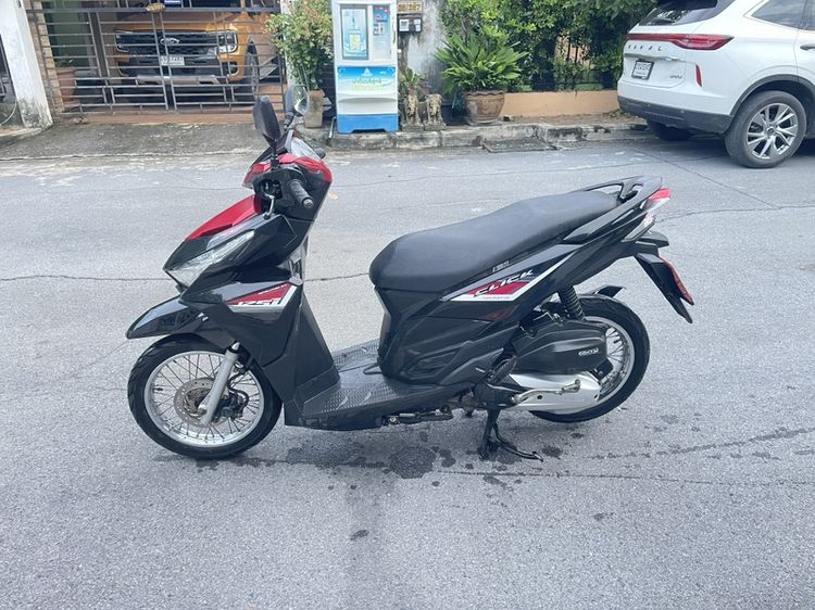 Honda รุ่น Click 125i. Ledปี58 รถเครื่องดี สภาพพร้อมใช้งาน ต้องมาลองครับ