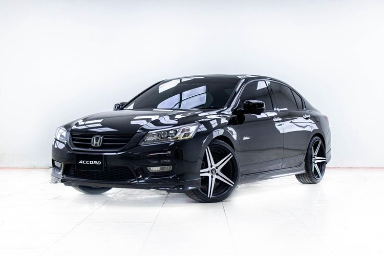 Honda Accord 2013 2.4 Tech Sedan เบนซิน ไม่ติดแก๊ส เกียร์อัตโนมัติ ดำ