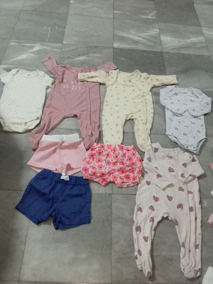 ส่งต่อเสื้อผ้าเด็ก3ถึง6เดือน